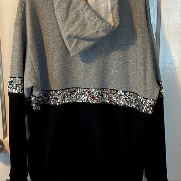 PINK Victoria's Secret Gray and Black Hoodie - Picture 2 of 3